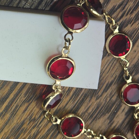Swarovski Ruby red crystal vintage necklace/bracelet/earrings SET - Picture 9 of 13